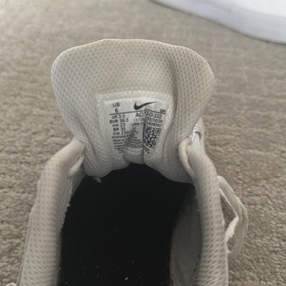 Nike Women’s Court Royale Sneakers - Picture 4 of 5